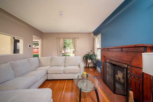 15214 Nehls Avenue, Eastpointe, MI 48021