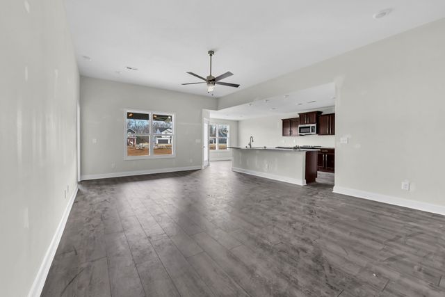 345 Galway Dr, Clarksville, TN 37042