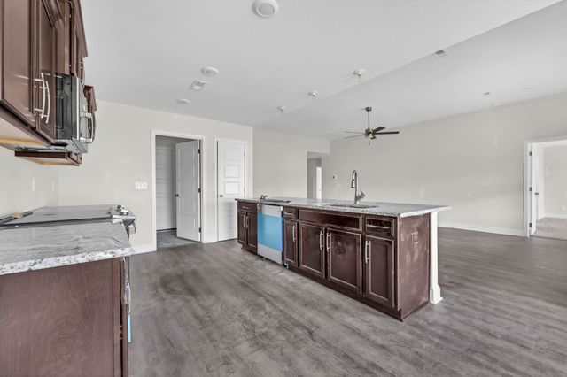 345 Galway Dr, Clarksville, TN 37042