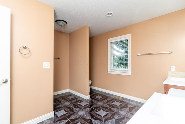 639 Academy Drive, Galloway, OH 43119