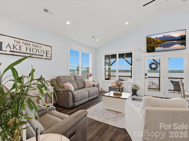 562 Lake Head Road, Norwood, NC 28128