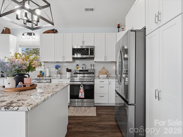 562 Lake Head Road, Norwood, NC 28128