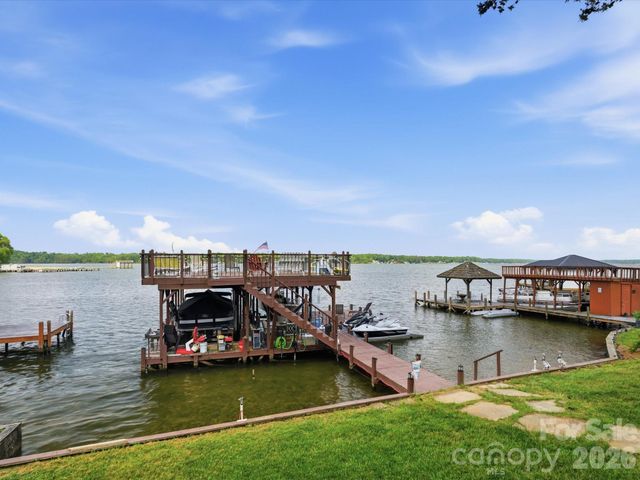 562 Lake Head Road, Norwood, NC 28128