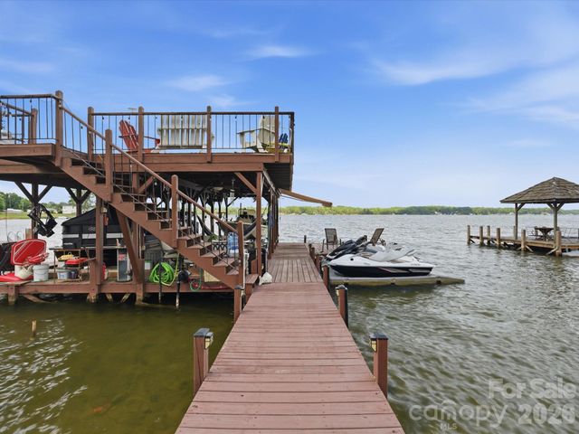 562 Lake Head Road, Norwood, NC 28128