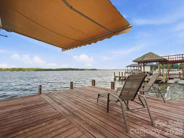 562 Lake Head Road, Norwood, NC 28128