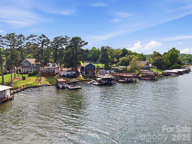 562 Lake Head Road, Norwood, NC 28128
