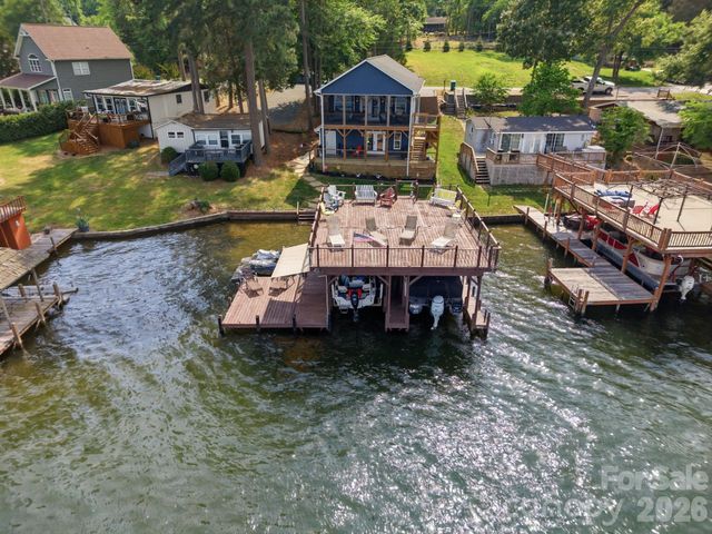562 Lake Head Road, Norwood, NC 28128