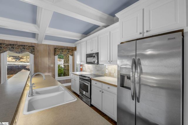 10 Scout Road, Greenville, SC 29611