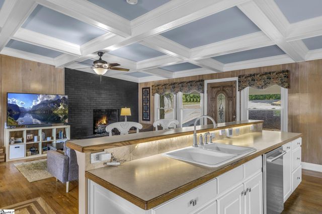 10 Scout Road, Greenville, SC 29611