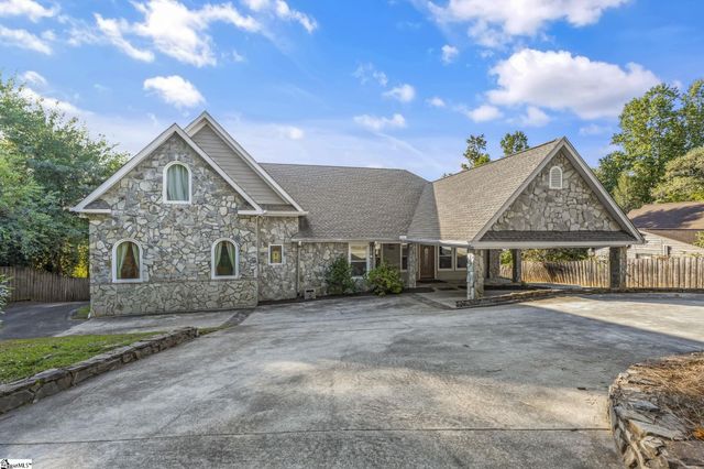 10 Scout Road, Greenville, SC 29611