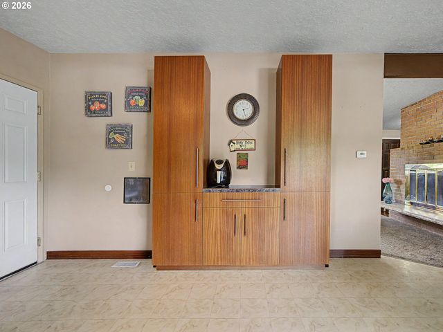 1454 Sw 4TH St, Gresham, OR 97080