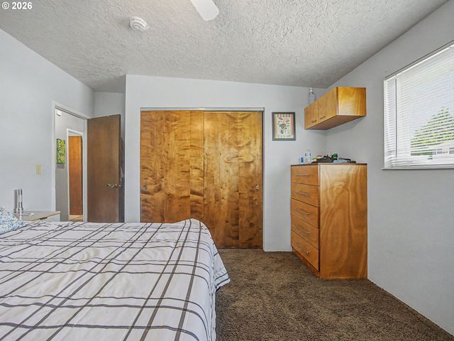 1454 Sw 4TH St, Gresham, OR 97080