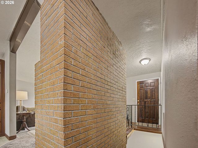1454 Sw 4TH St, Gresham, OR 97080