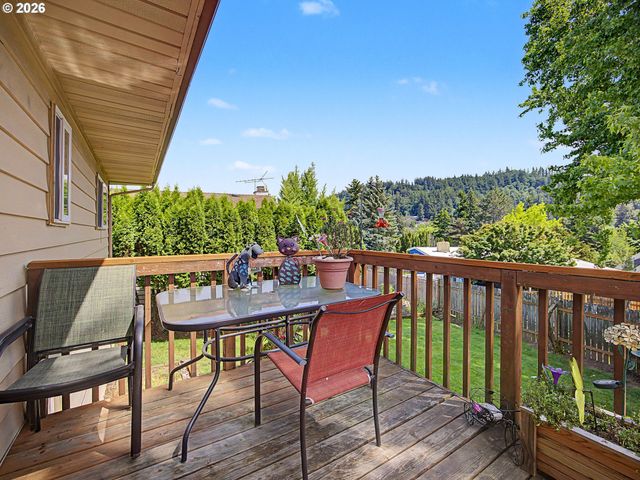 1454 Sw 4TH St, Gresham, OR 97080