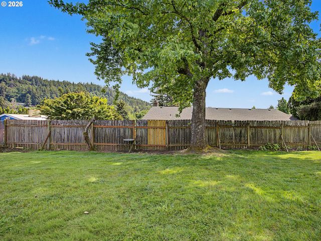 1454 Sw 4TH St, Gresham, OR 97080
