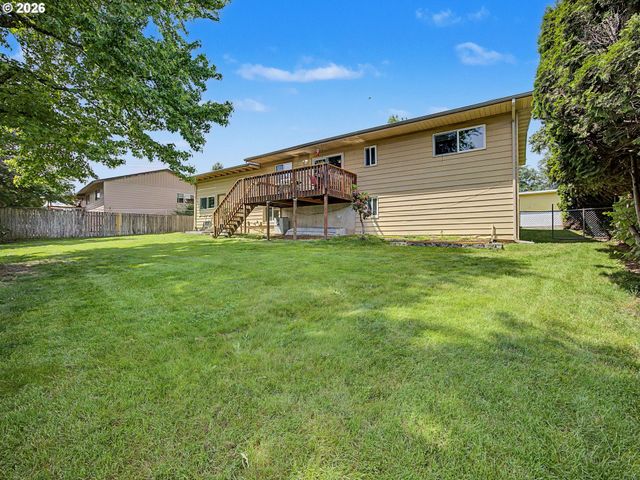1454 Sw 4TH St, Gresham, OR 97080