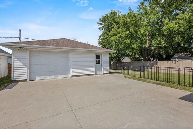 720 2ND STREET, Menasha, WI 54952