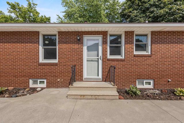 720 2ND STREET, Menasha, WI 54952