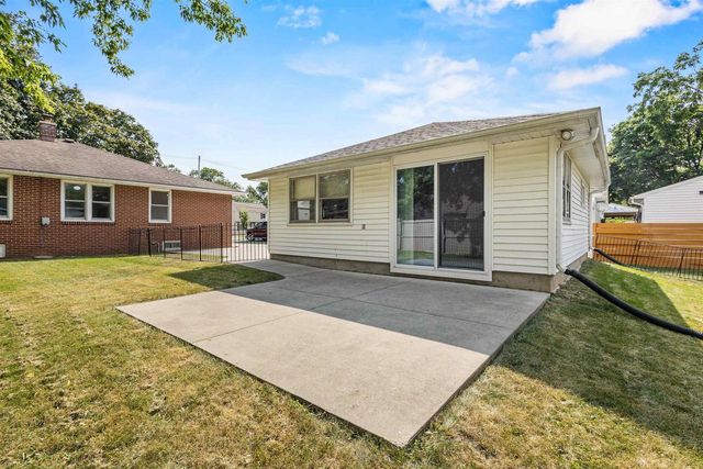 720 2ND STREET, Menasha, WI 54952