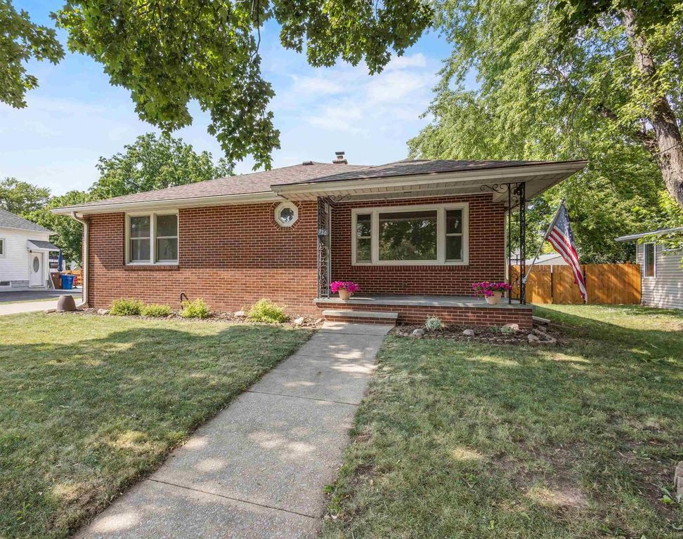 720 2ND STREET, Menasha, WI 54952