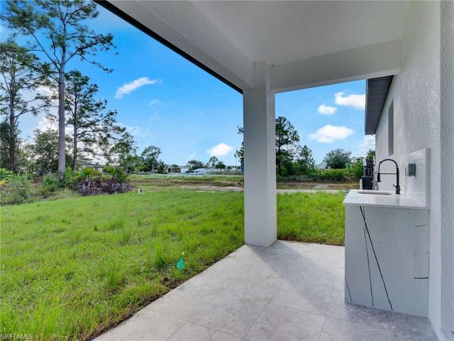 3419 8th ST SW, Lehigh Acres, FL 33976