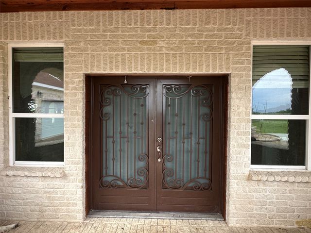 241 Gentry Road, Ennis, TX 75119