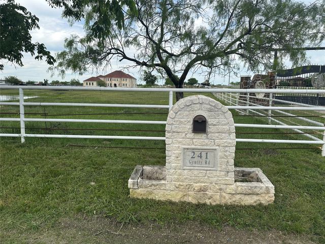 241 Gentry Road, Ennis, TX 75119
