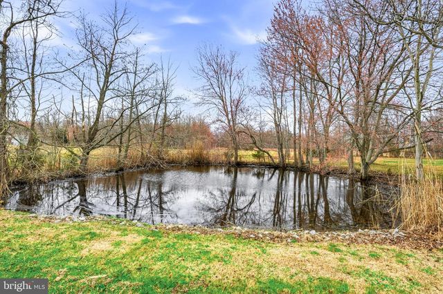 430 E PITTSFIELD ST, Pennsville, NJ 08070