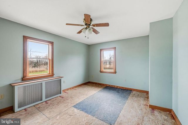 430 E PITTSFIELD ST, Pennsville, NJ 08070