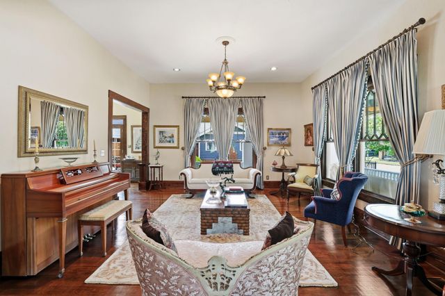 3222 Morrison Street, Houston, TX 77009