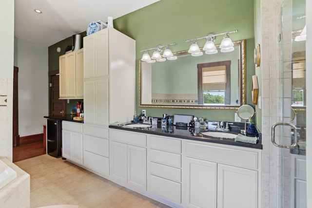 3222 Morrison Street, Houston, TX 77009