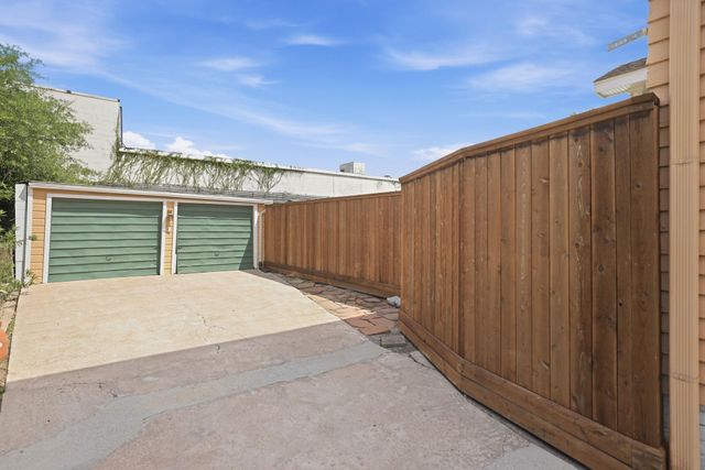 3222 Morrison Street, Houston, TX 77009