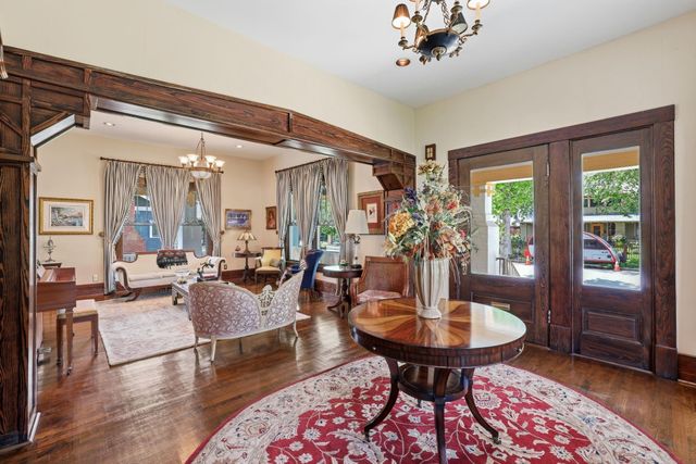 3222 Morrison Street, Houston, TX 77009