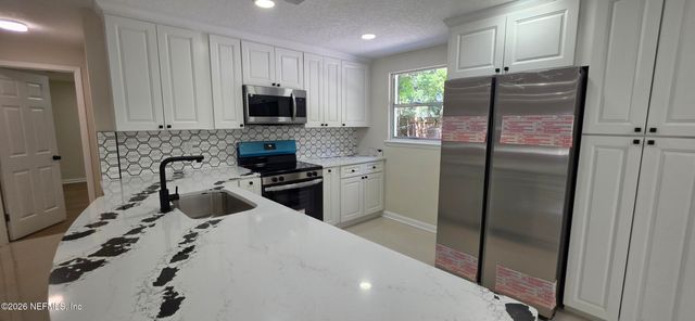 5200 BRENTVIEW Terrace, Jacksonville, FL 32210