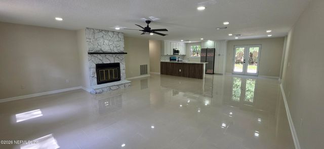 5200 BRENTVIEW Terrace, Jacksonville, FL 32210