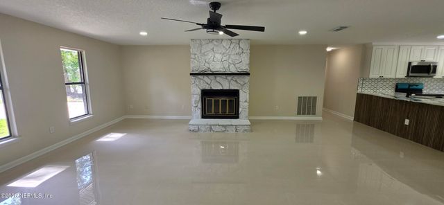 5200 BRENTVIEW Terrace, Jacksonville, FL 32210