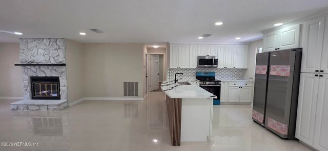 5200 BRENTVIEW Terrace, Jacksonville, FL 32210
