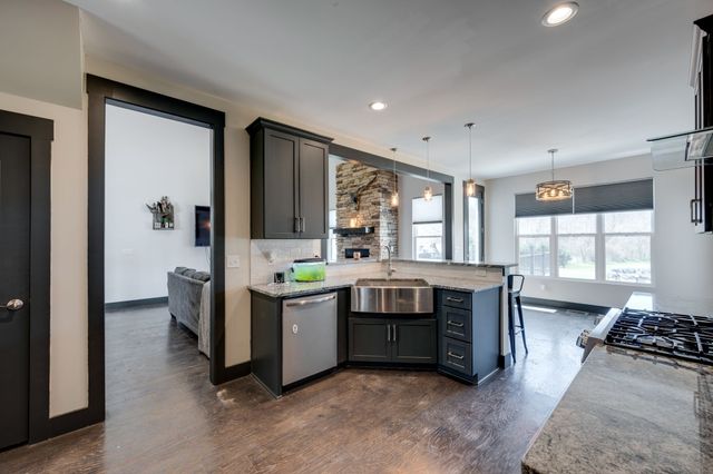 2864 Garners Creek Rd, Dickson, TN 37055