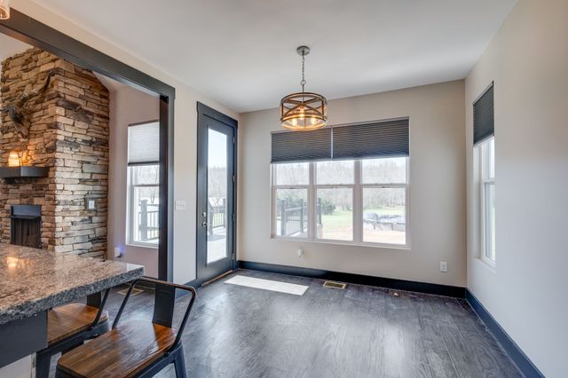 2864 Garners Creek Rd, Dickson, TN 37055