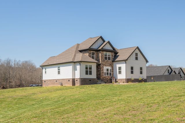 2864 Garners Creek Rd, Dickson, TN 37055