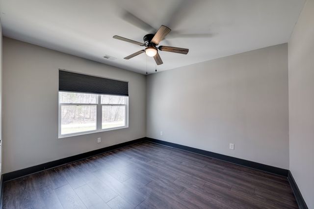 2864 Garners Creek Rd, Dickson, TN 37055