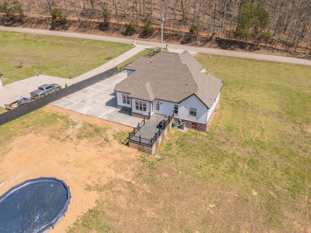 2864 Garners Creek Rd, Dickson, TN 37055