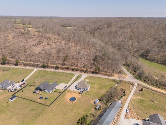 2864 Garners Creek Rd, Dickson, TN 37055