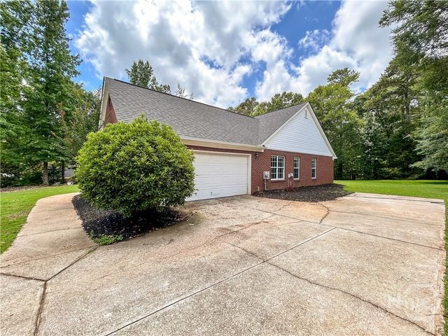 210 Lexington Circle, Athens, GA 30605
