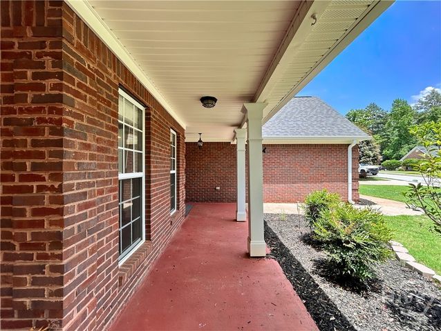 210 Lexington Circle, Athens, GA 30605