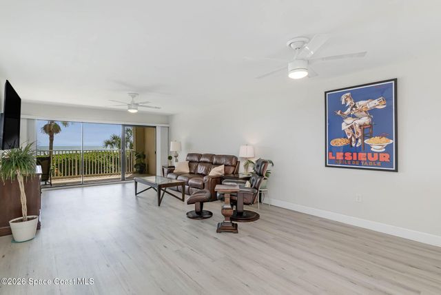 1525 S Atlantic Avenue 203, Cocoa Beach, FL 32931