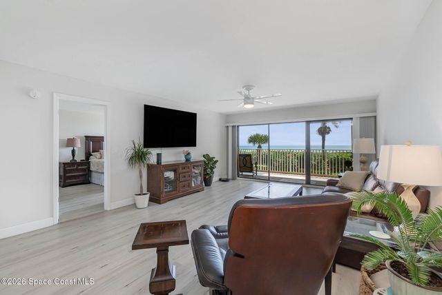 1525 S Atlantic Avenue 203, Cocoa Beach, FL 32931