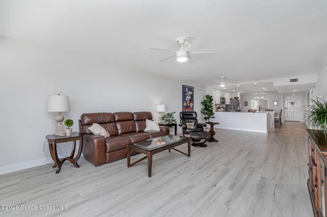 1525 S Atlantic Avenue 203, Cocoa Beach, FL 32931