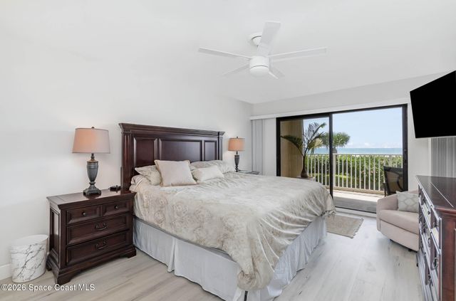 1525 S Atlantic Avenue 203, Cocoa Beach, FL 32931