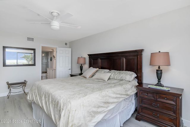 1525 S Atlantic Avenue 203, Cocoa Beach, FL 32931